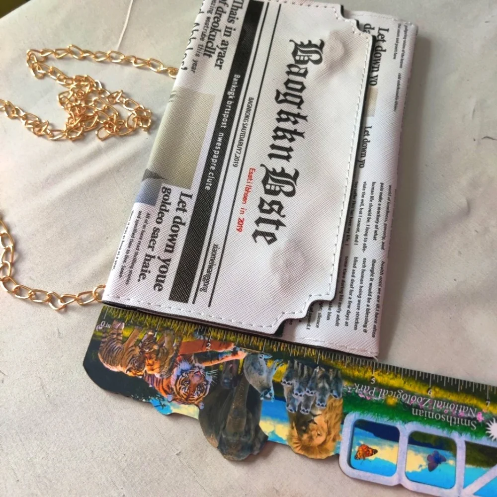 Newspaper Print Flap Crossbody Purse, Clutch, Snap Added Gold Chain New! 8" X 5" - Picture 16 of 17